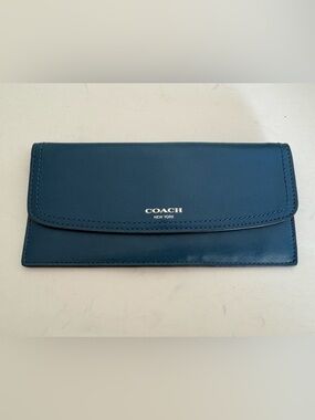 Coach slim Leather Continental Wallet in Deep blue color